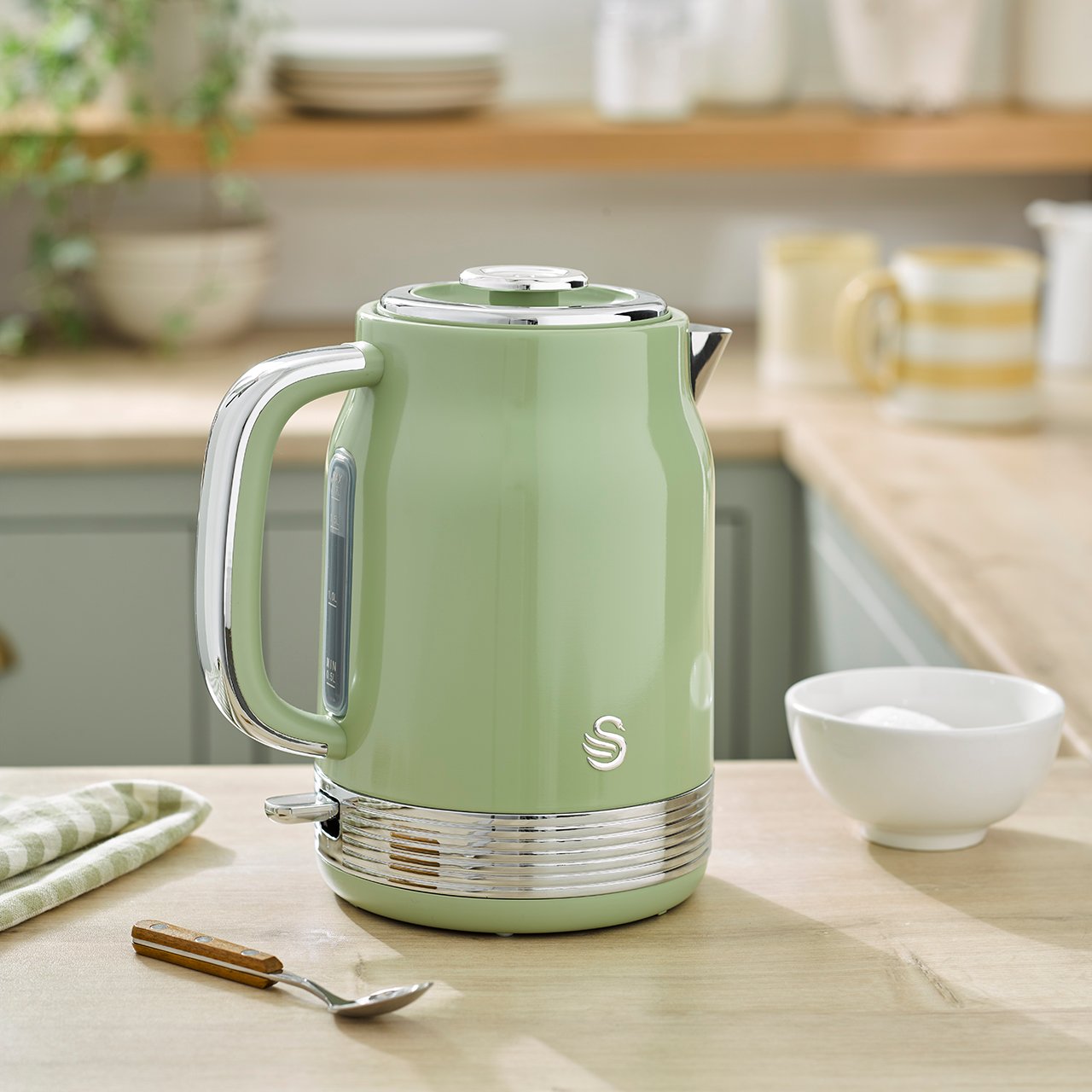 Retro Jug Kettle 1.7L