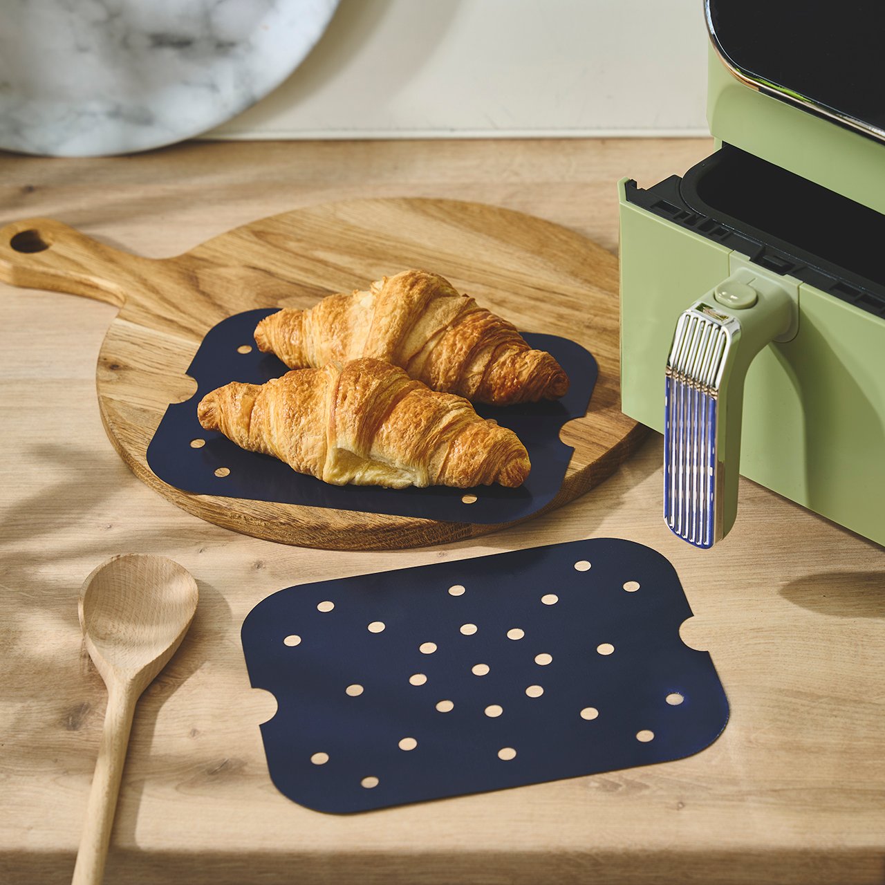 Non-Stick Reusable Air Fryer Liners