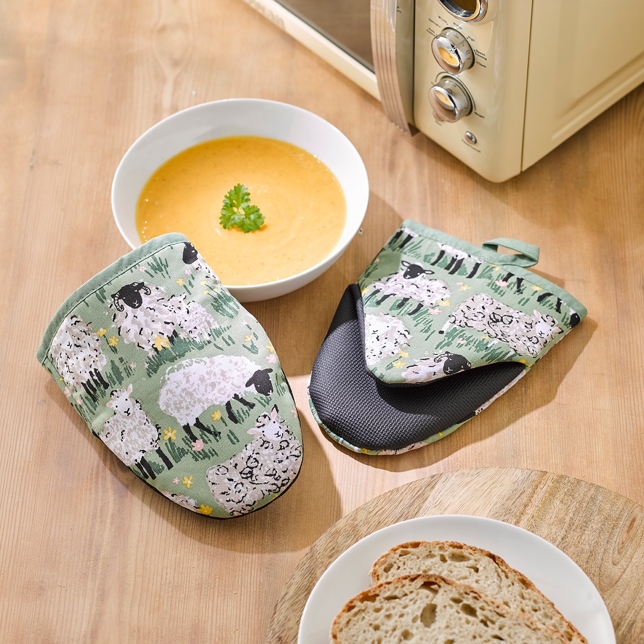 Woolly Sheep Micro Mitts