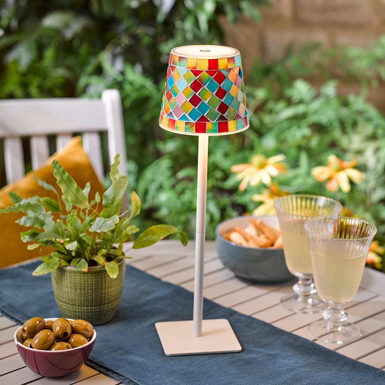 Stained Glass-Look Touch Lamp