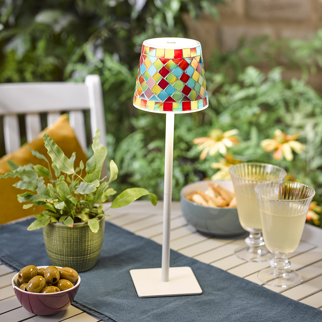 Stained Glass-Look Touch Lamp