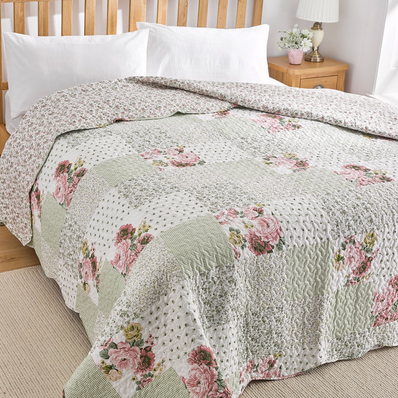 Green Reversible Patchwork Print Bedspread