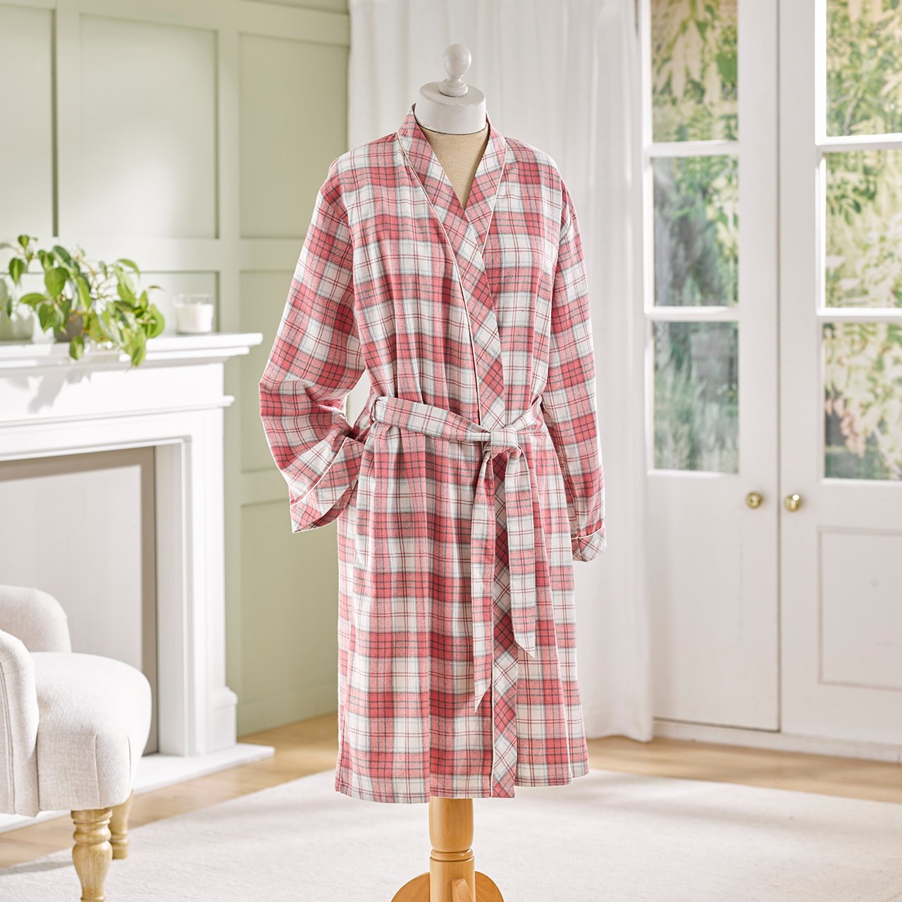 Ladies' Check Robe