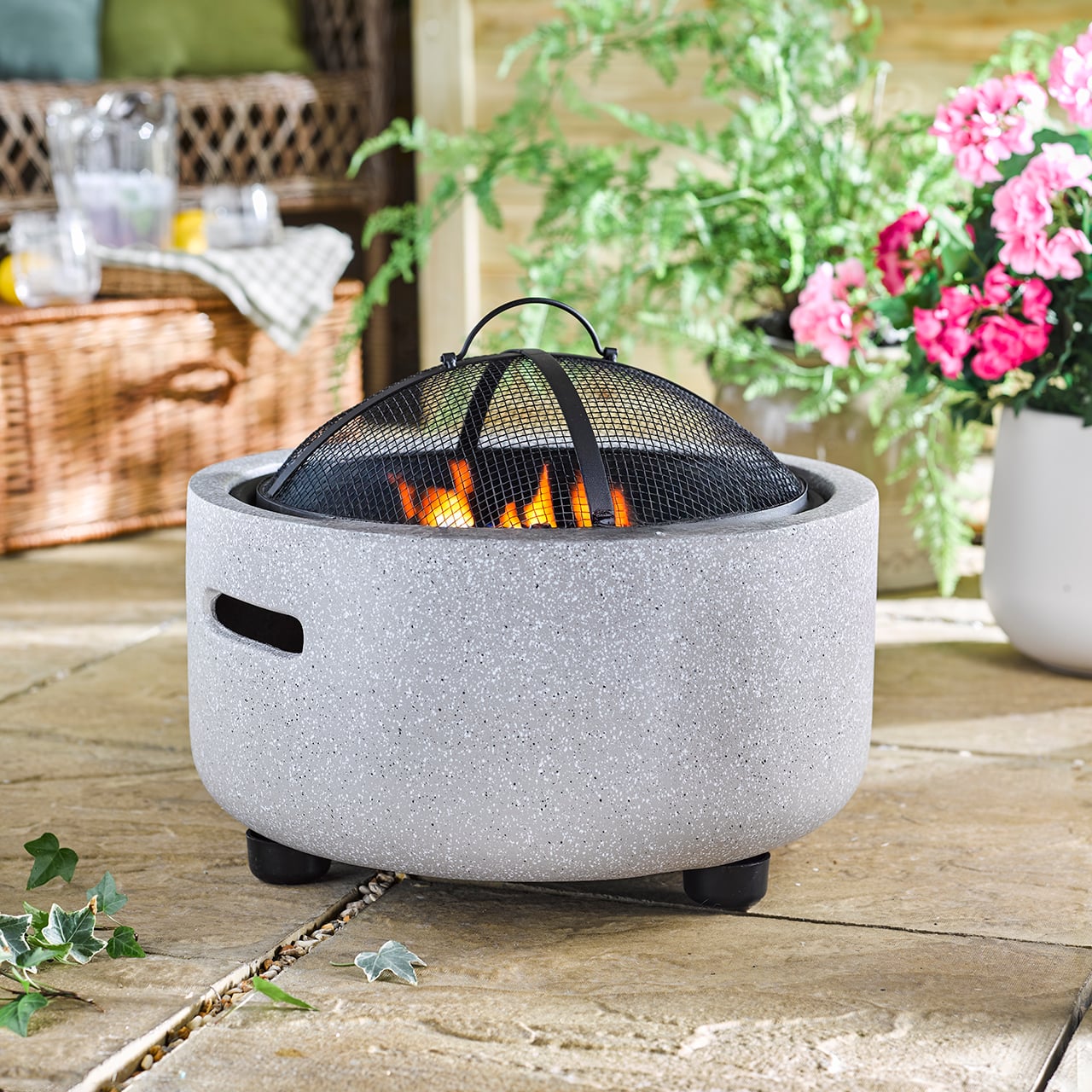 Garden Firepit and BBQ