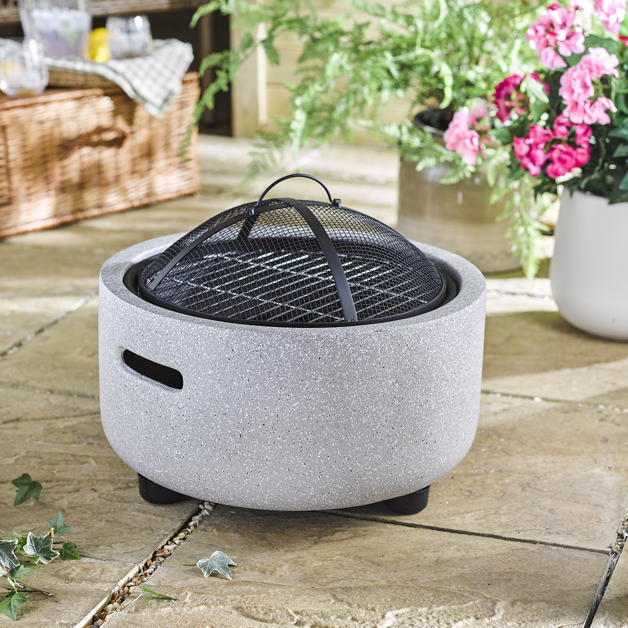Garden Firepit and BBQ