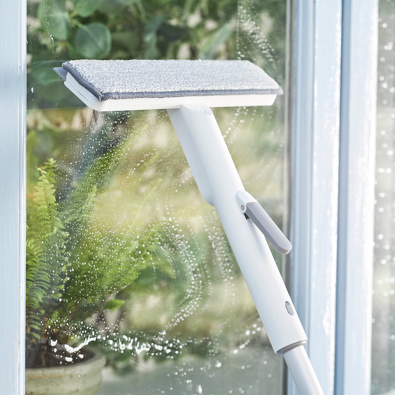 2-in-1 Glass Squeegee