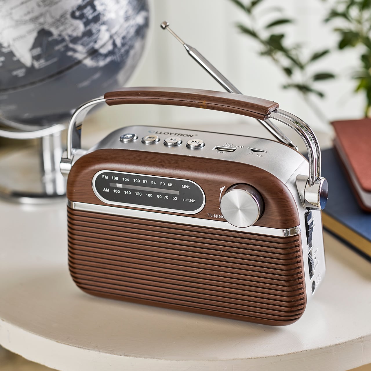 Vintage Rechargeable Portable Radio