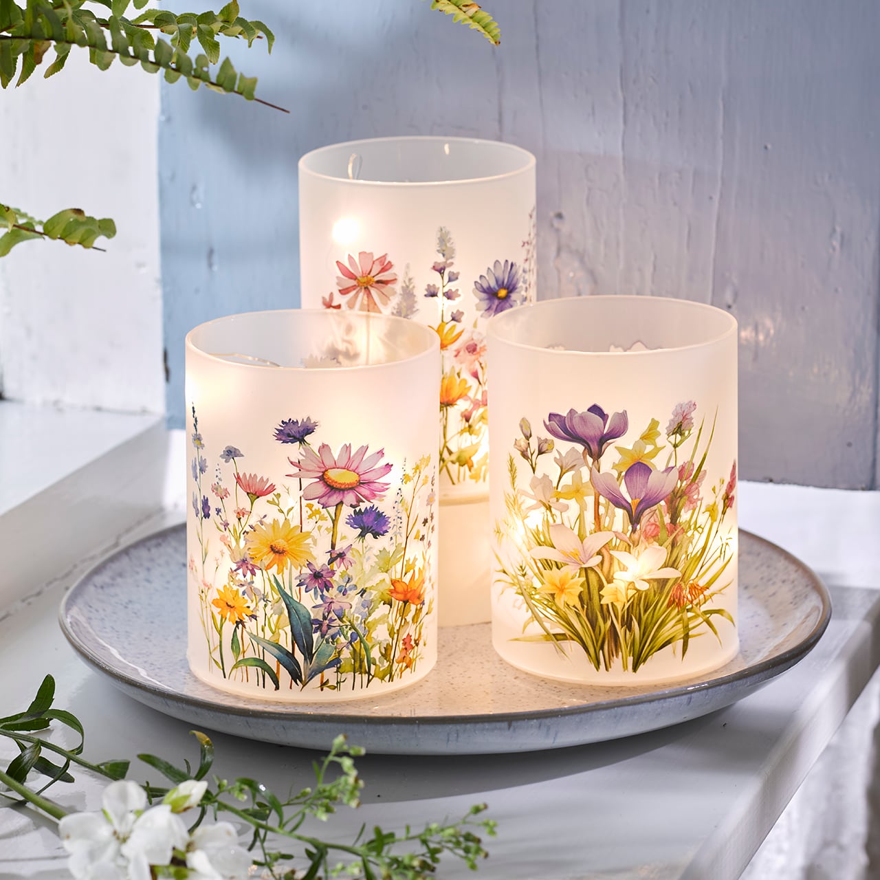 Wild Meadow LED Tube Light