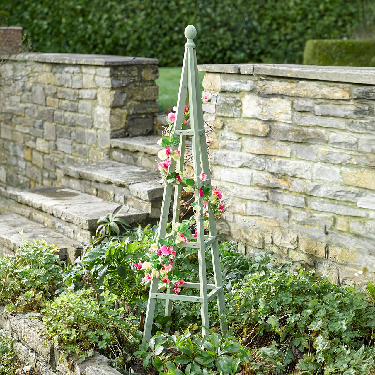 Wooden Garden Obelisk