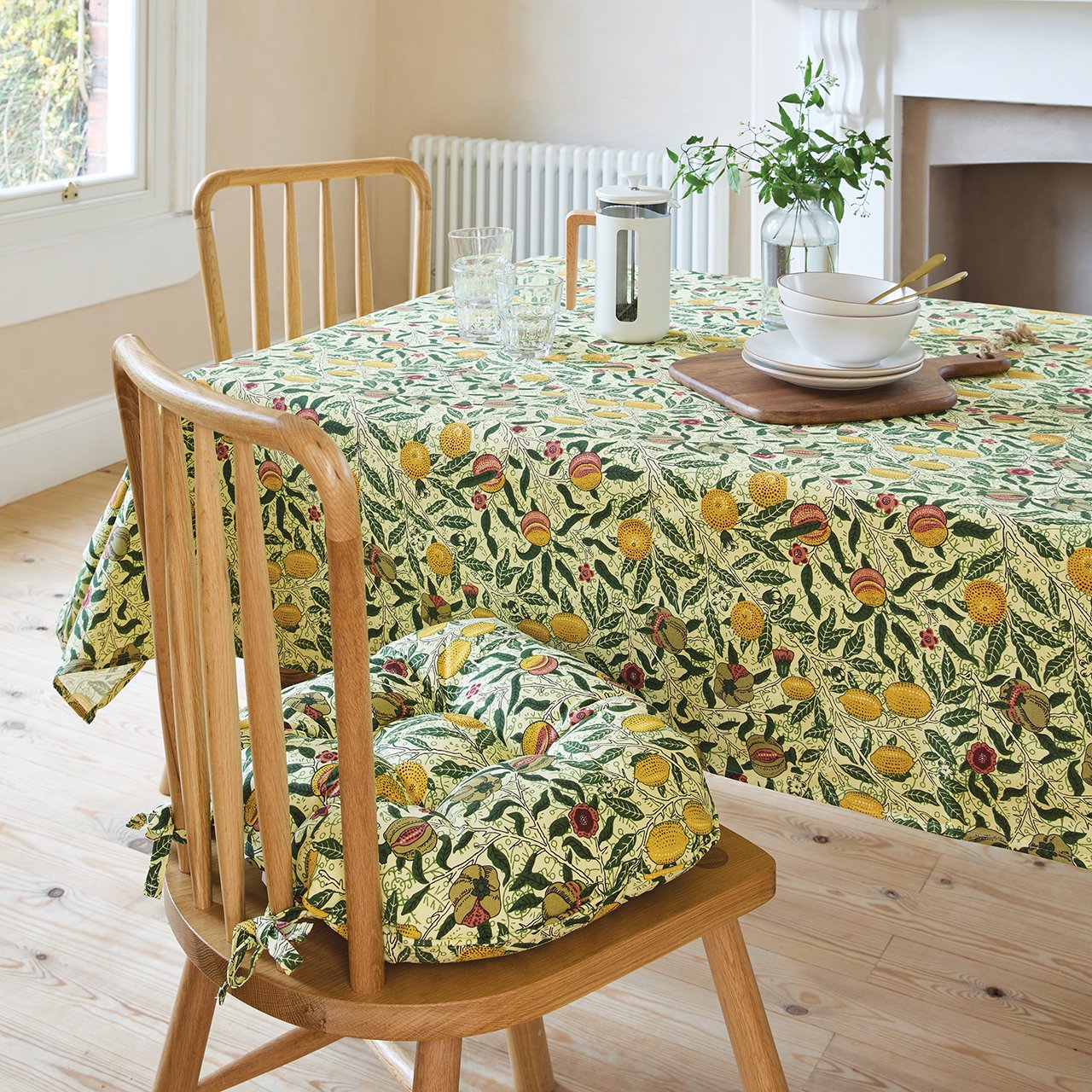 William Morris Button-effect Kitchen Seat Cushion