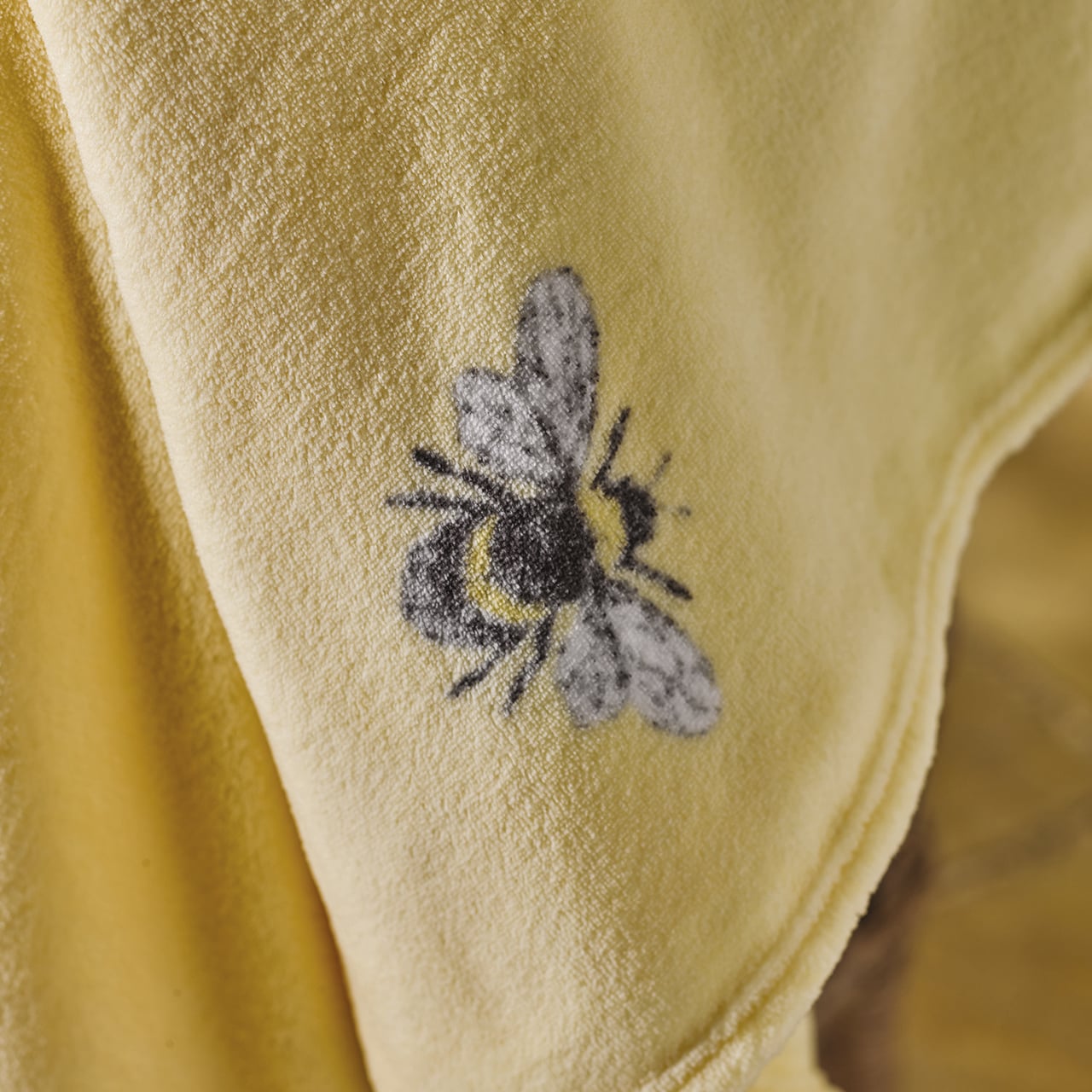 Honeybee Fleece Throw