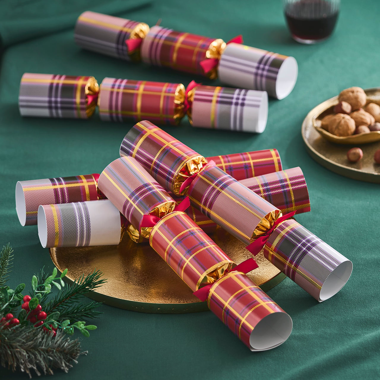 Set of 6 Spirits Crackers