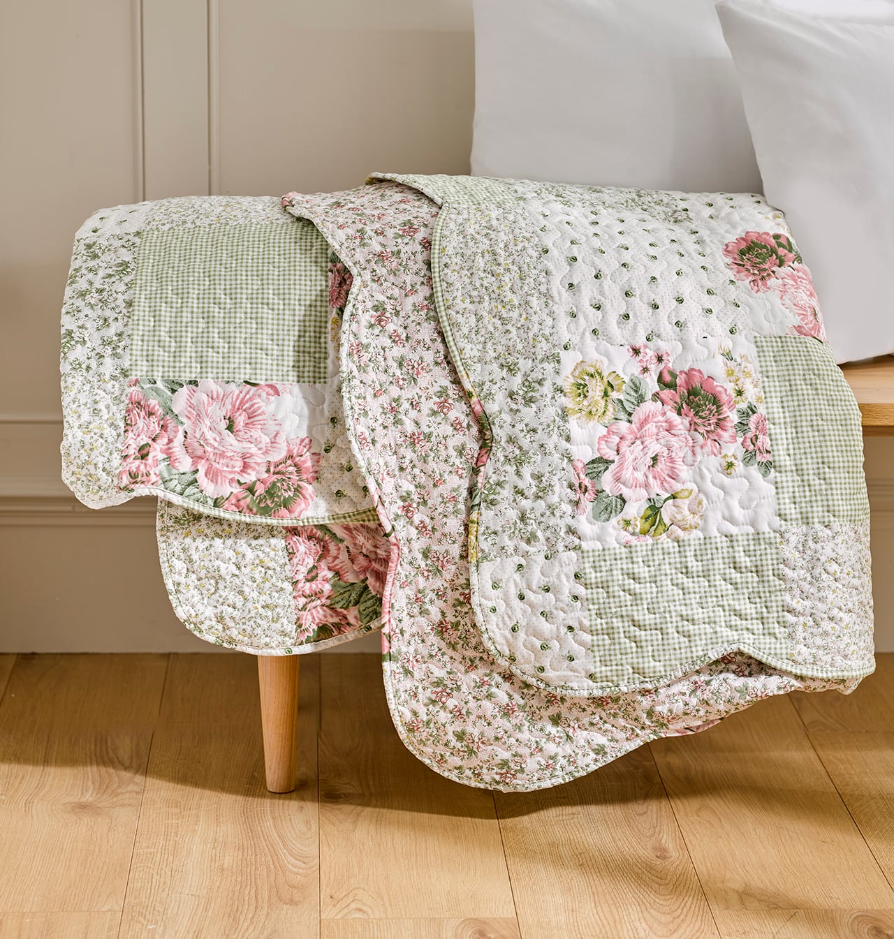 Green Reversible Patchwork Print Bedspread