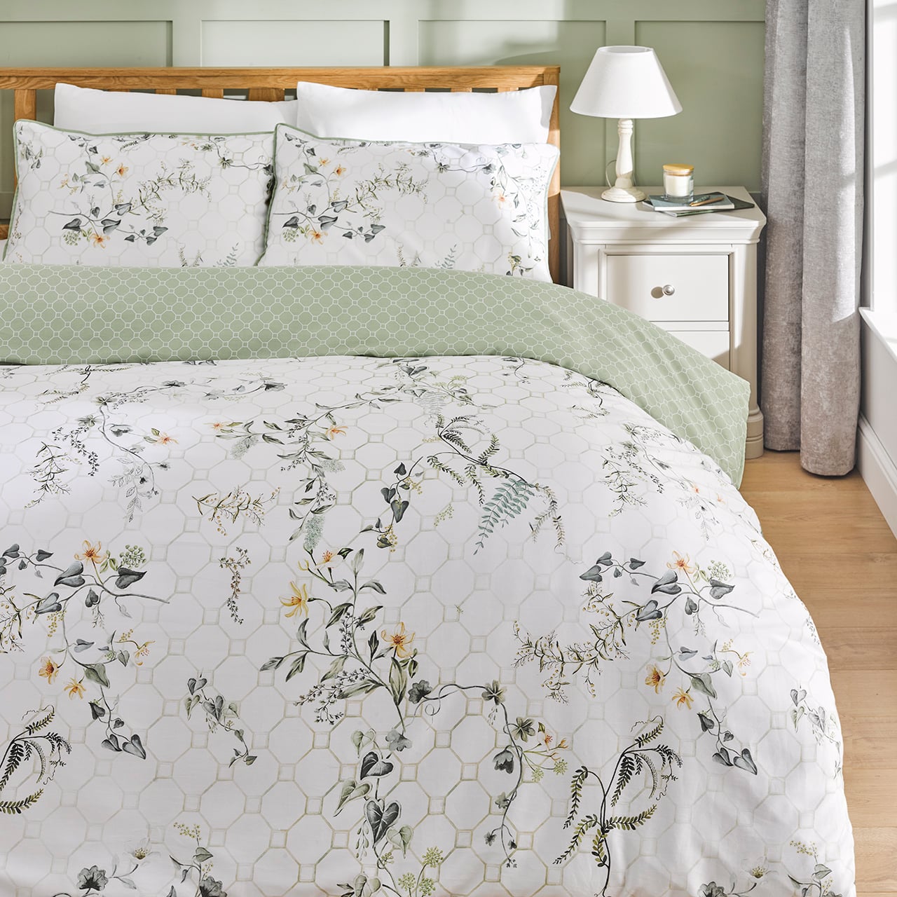Flower and Fern Reversible Duvet Set