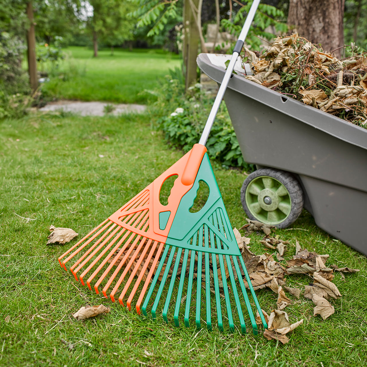 3-in-1 Leaf Rake