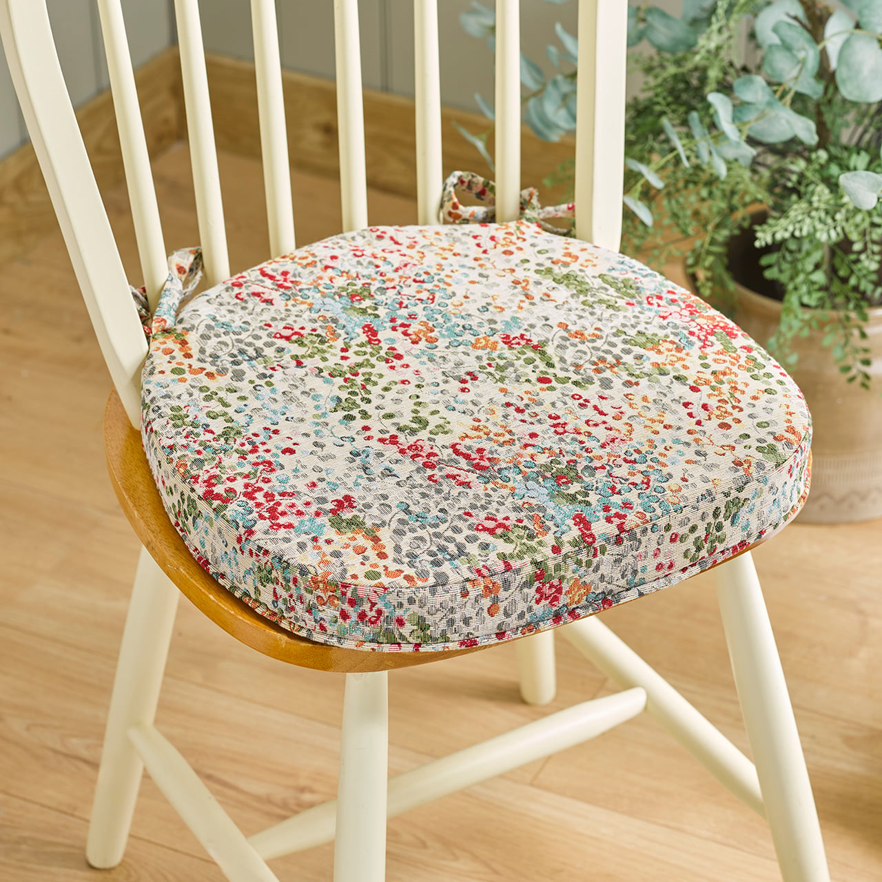 Speckled Floral Tapestry Seat Pad