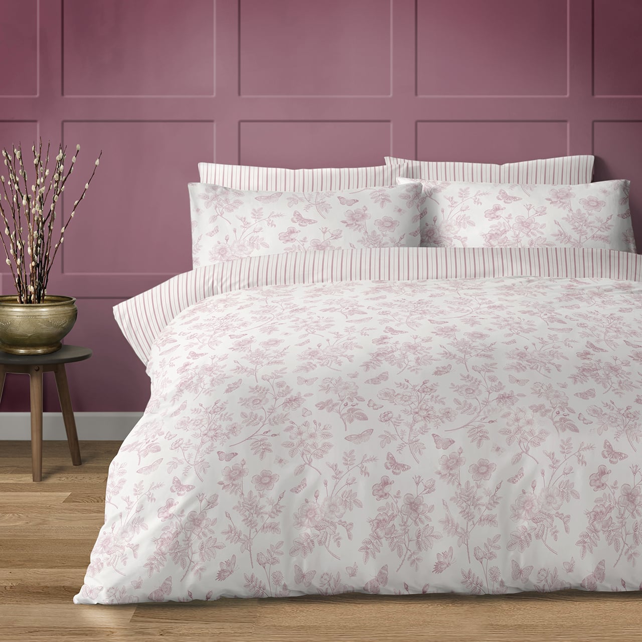 Pink Amelia Duvet Set