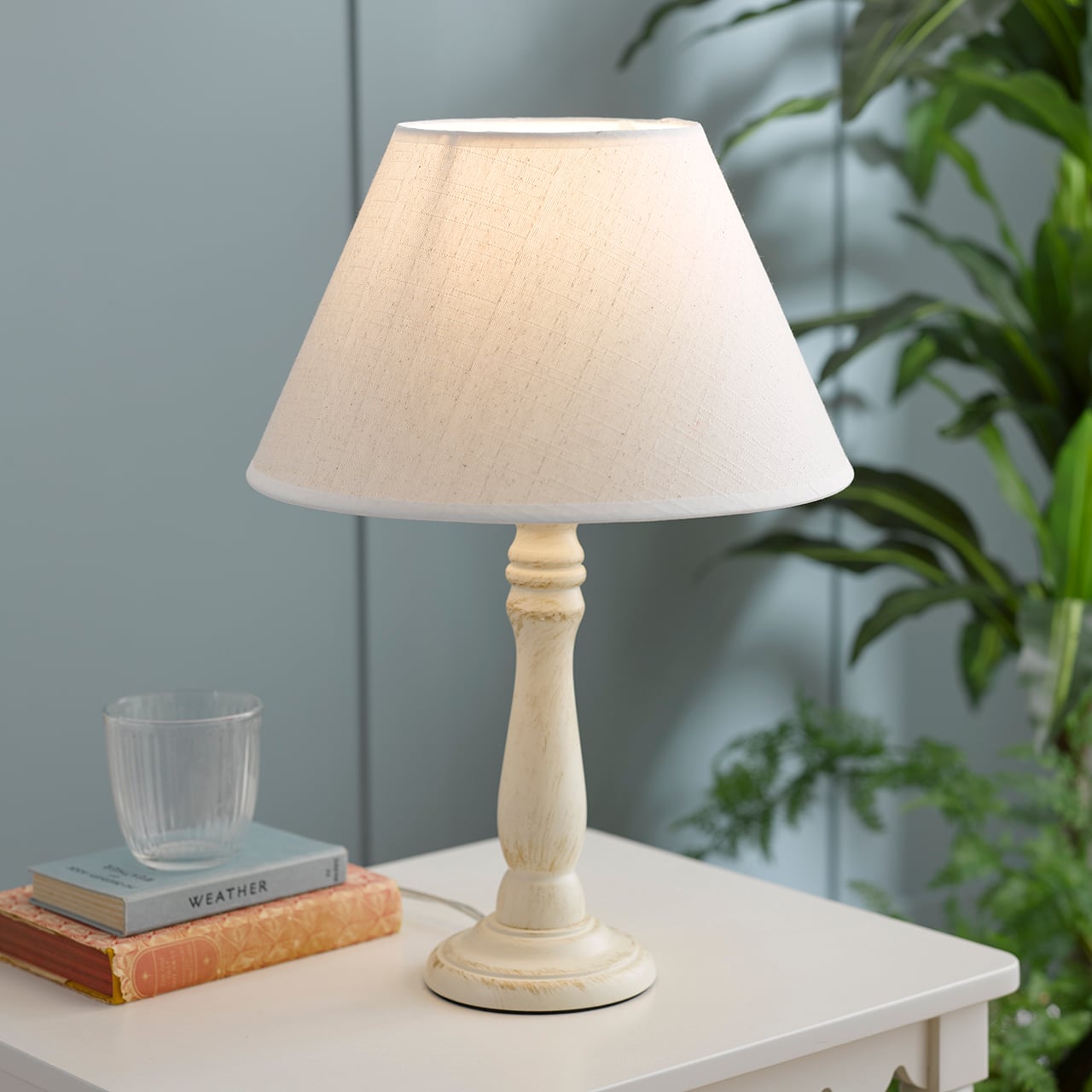 French Country Table Lamp