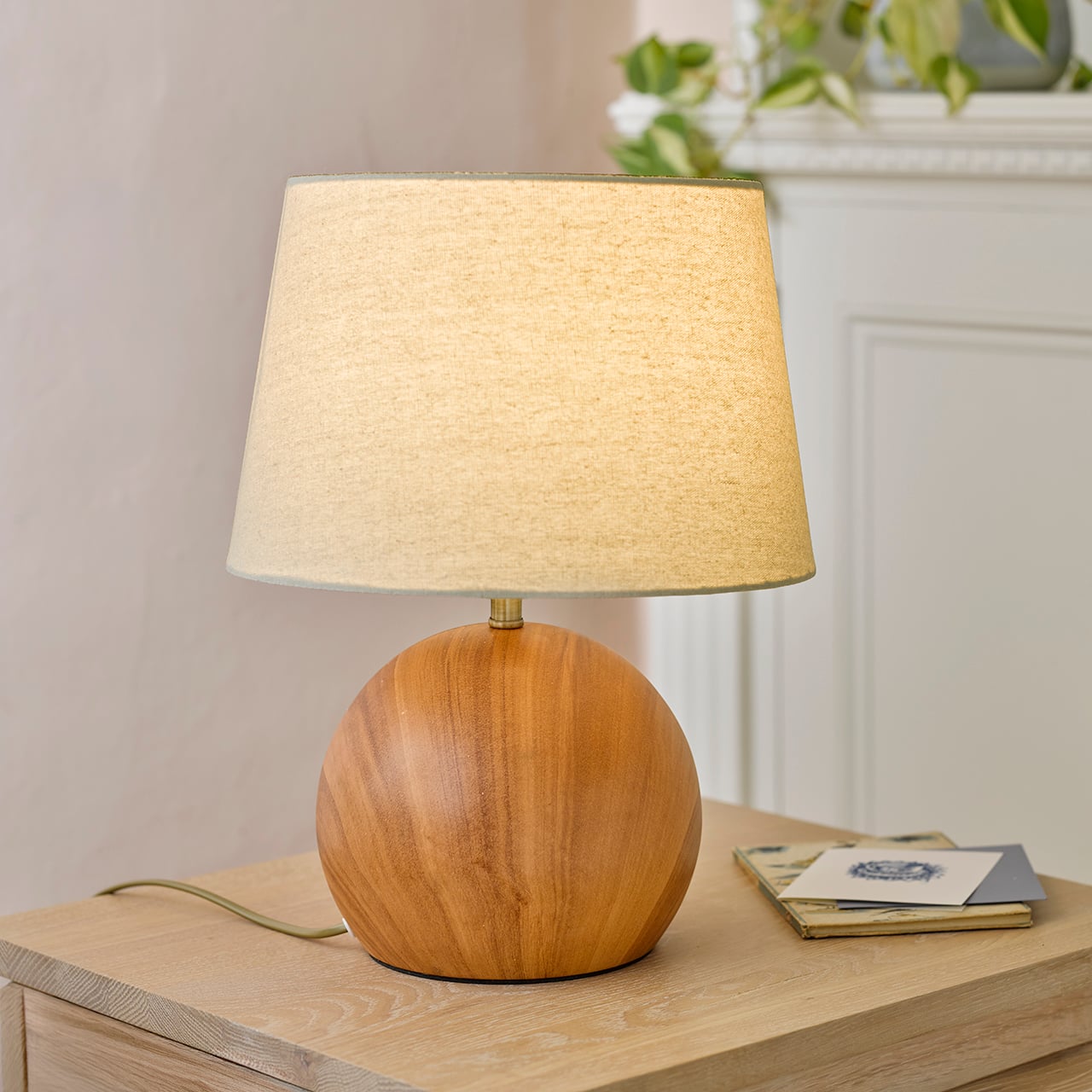 Wooden Print Ball Lamp