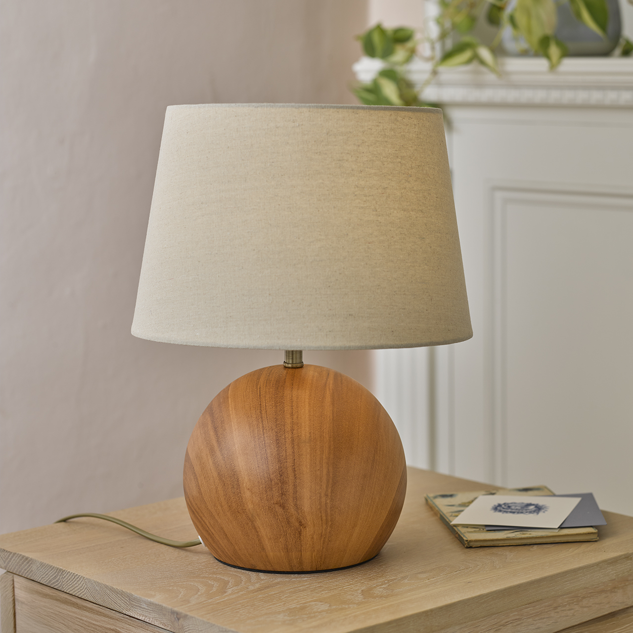 Wooden Print Ball Lamp