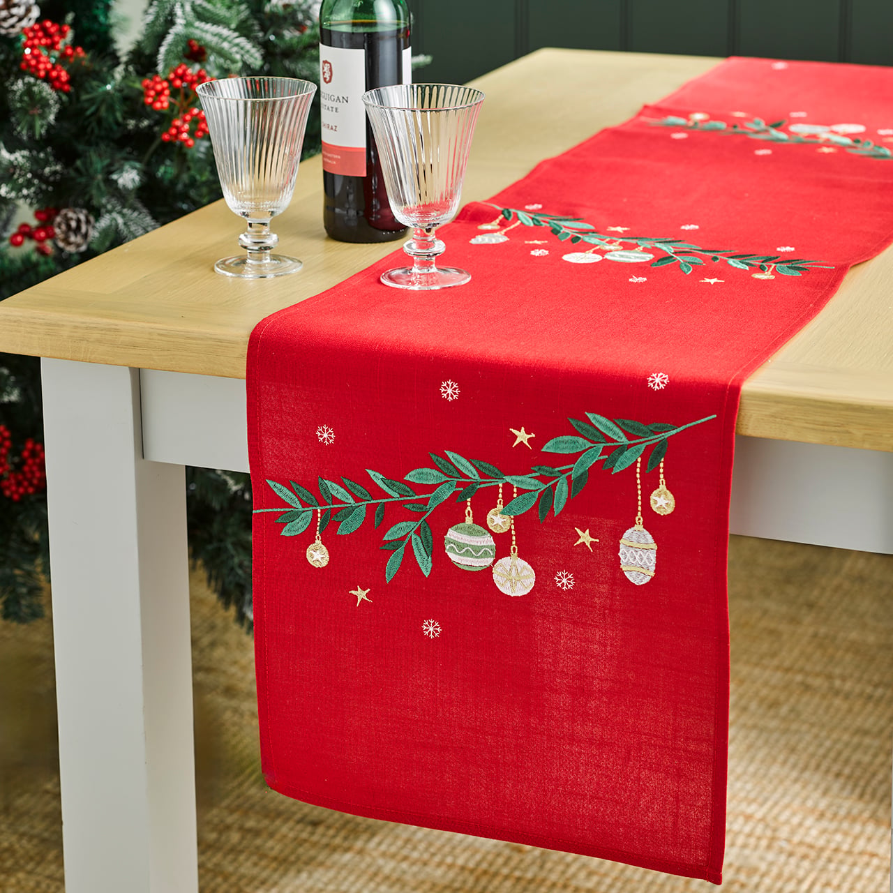 Christmas Baubles Table Runner