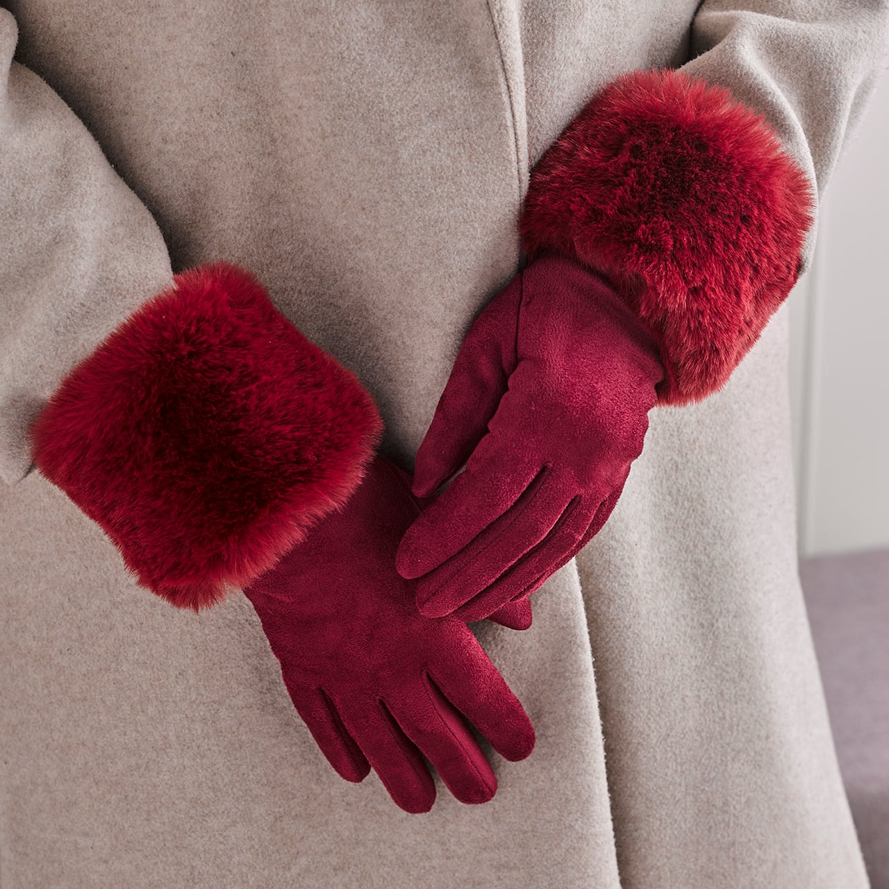 Red 2-in-1 Faux Fur Gloves