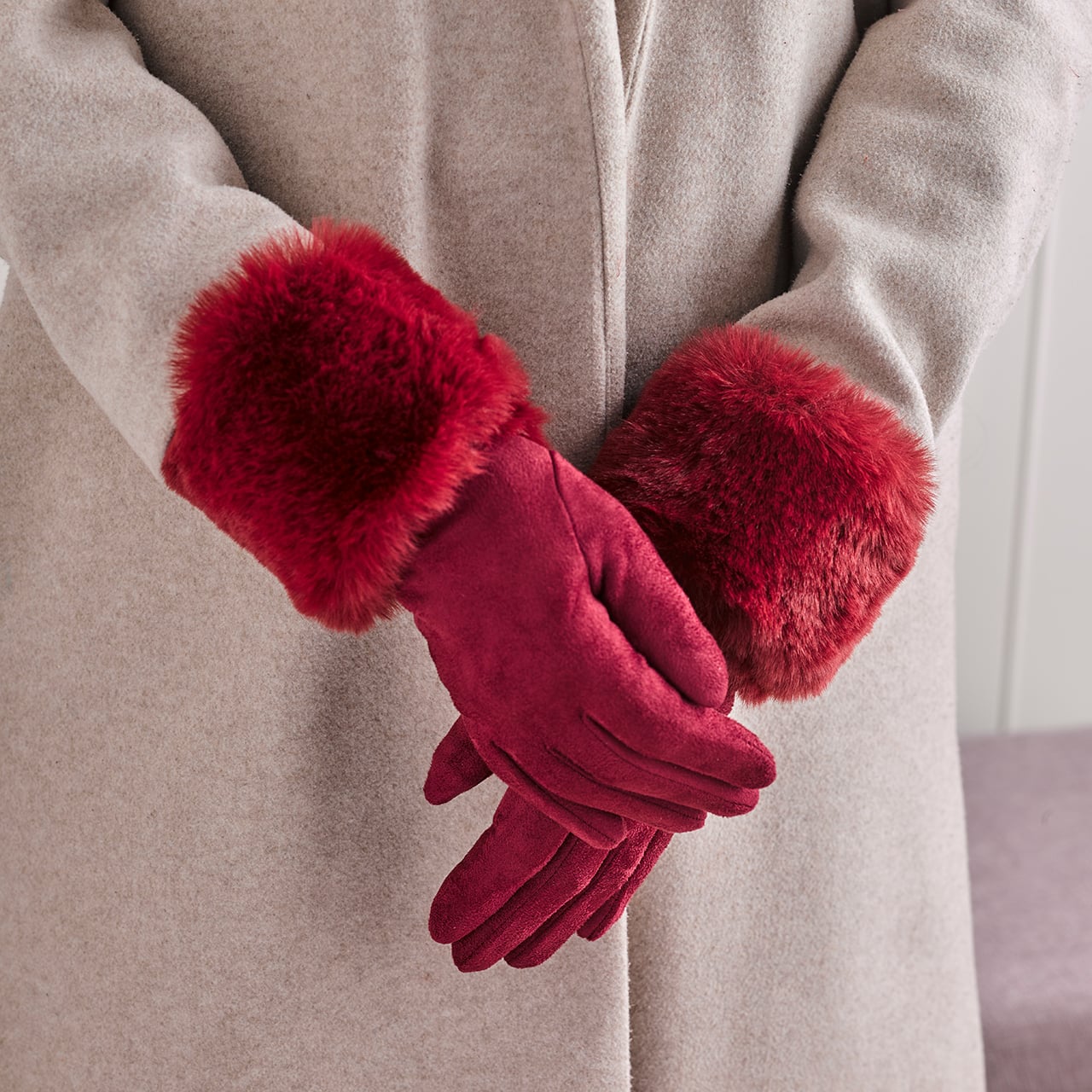 Red 2-in-1 Faux Fur Gloves