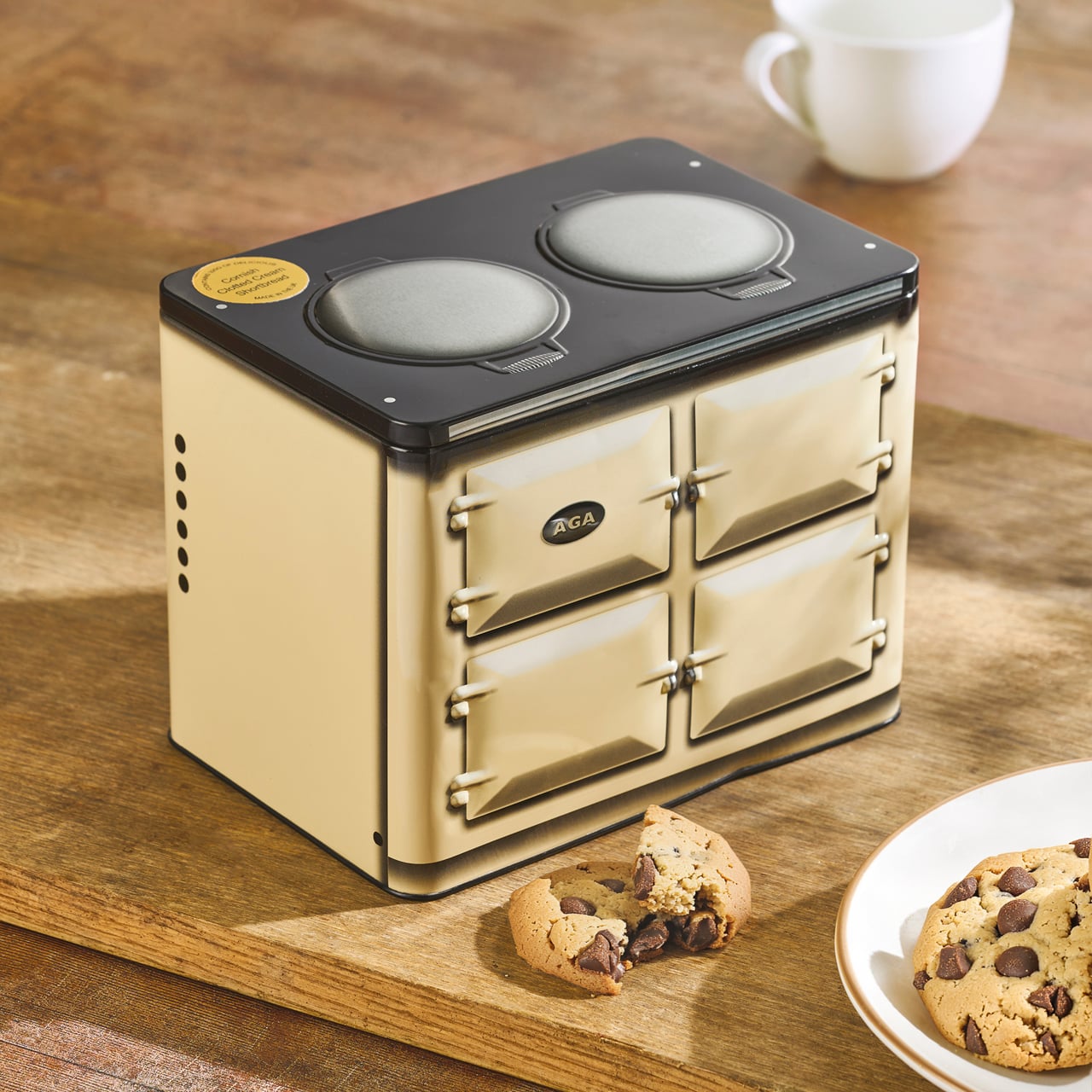 Aga Oven Tin with Biscuits
