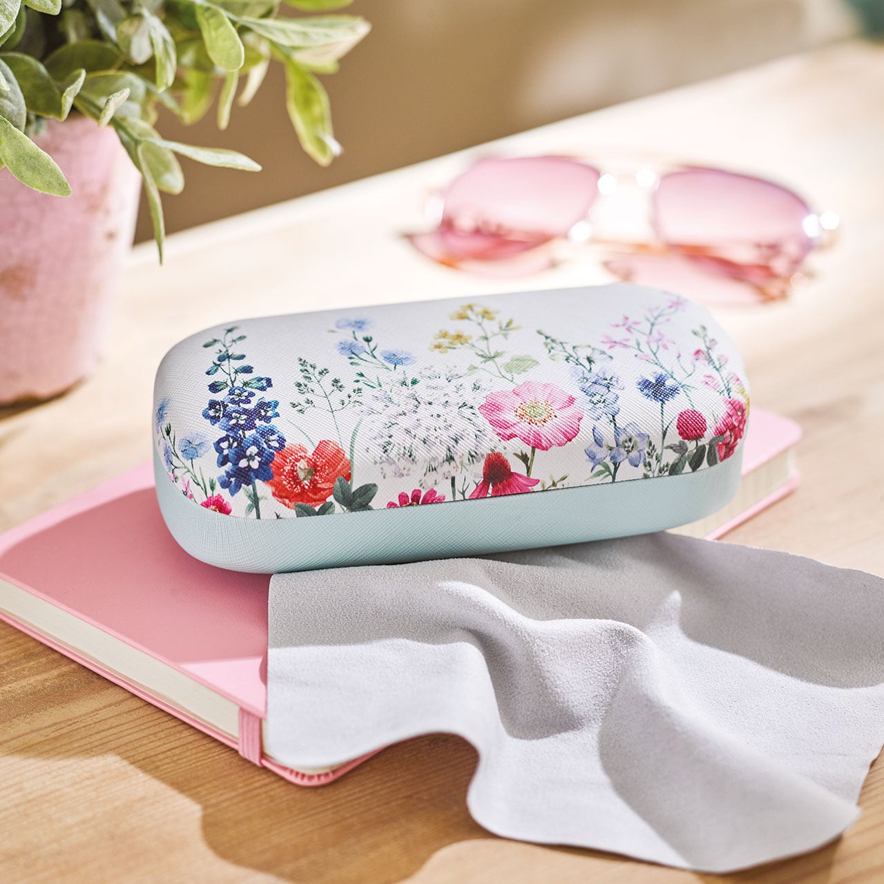 Wild Flowers Glasses Case