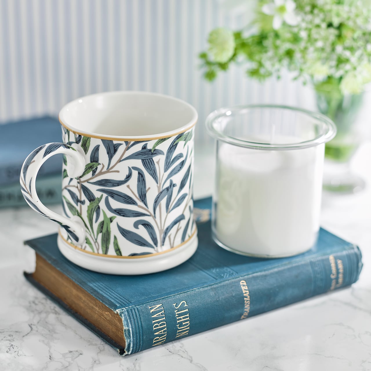 William Morris Design Mug Candle