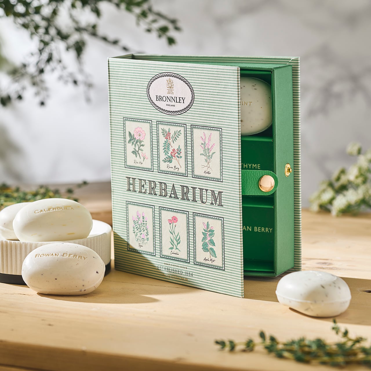Bronnley Herbarium Soap Set