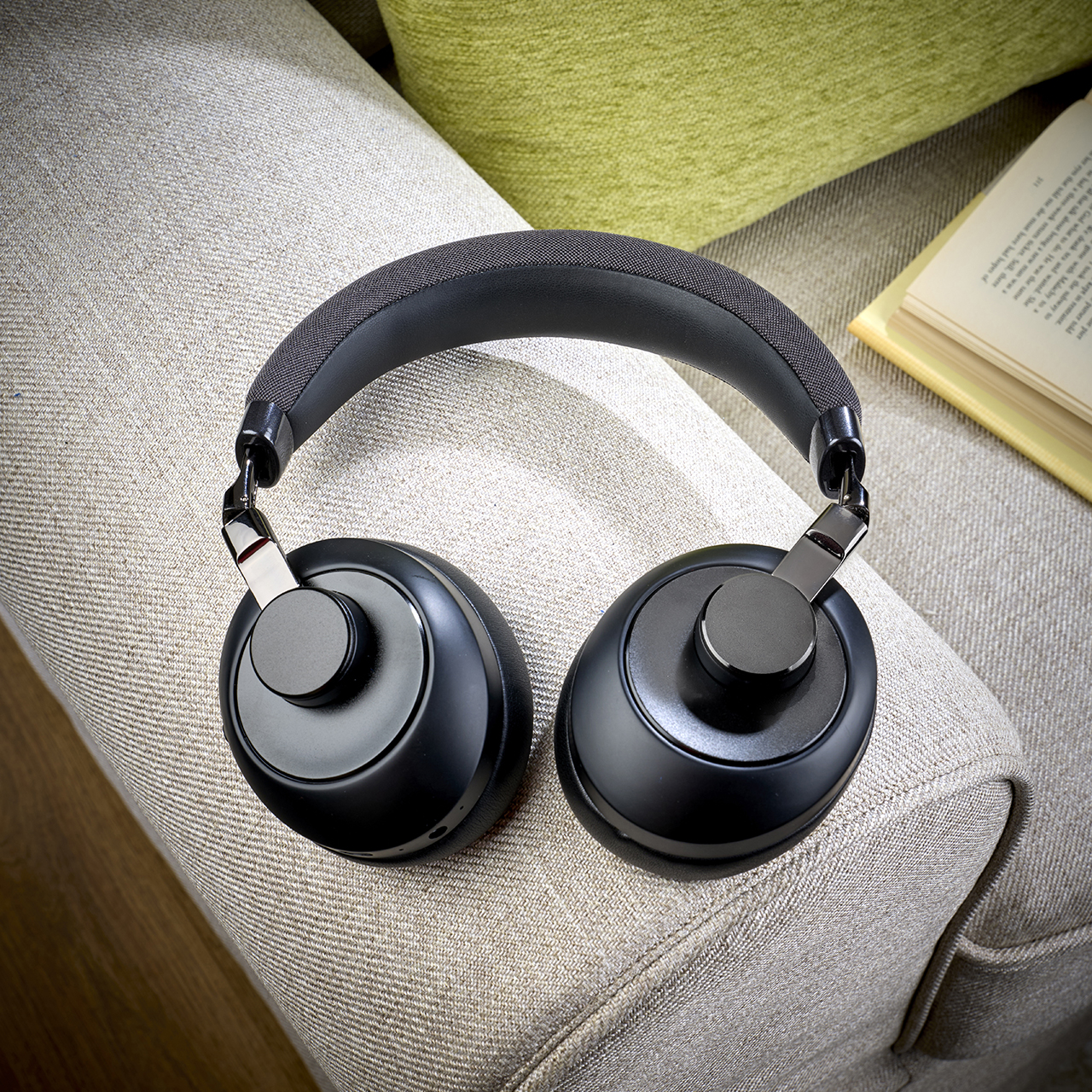 Noise Cancelling Headphones
