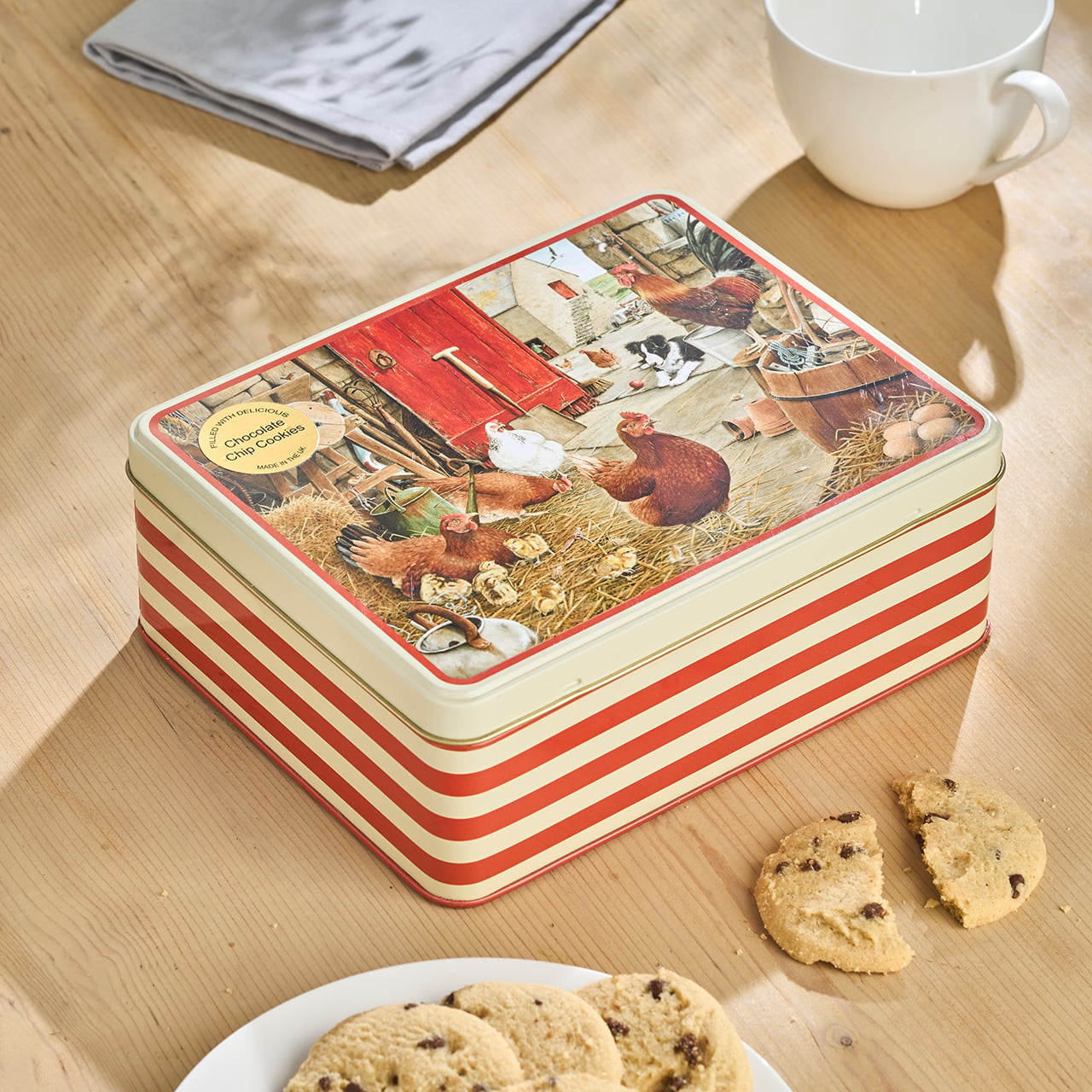 Farmyard Hens Biscuit Tin