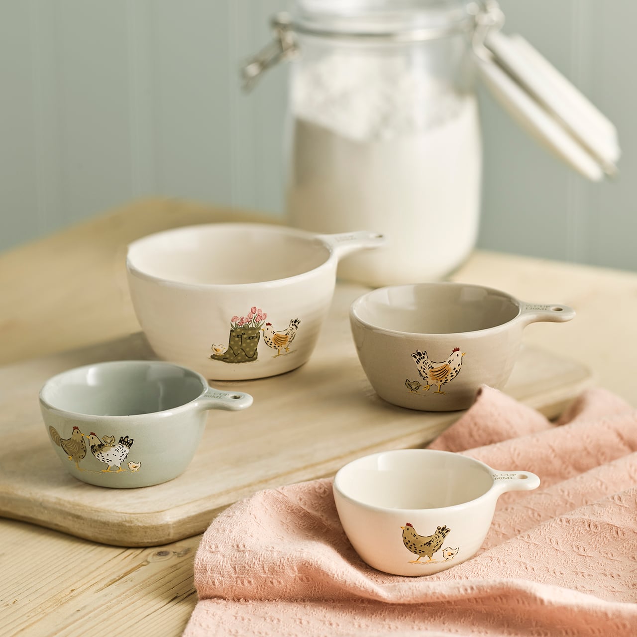 Farmyard Measuring Cups