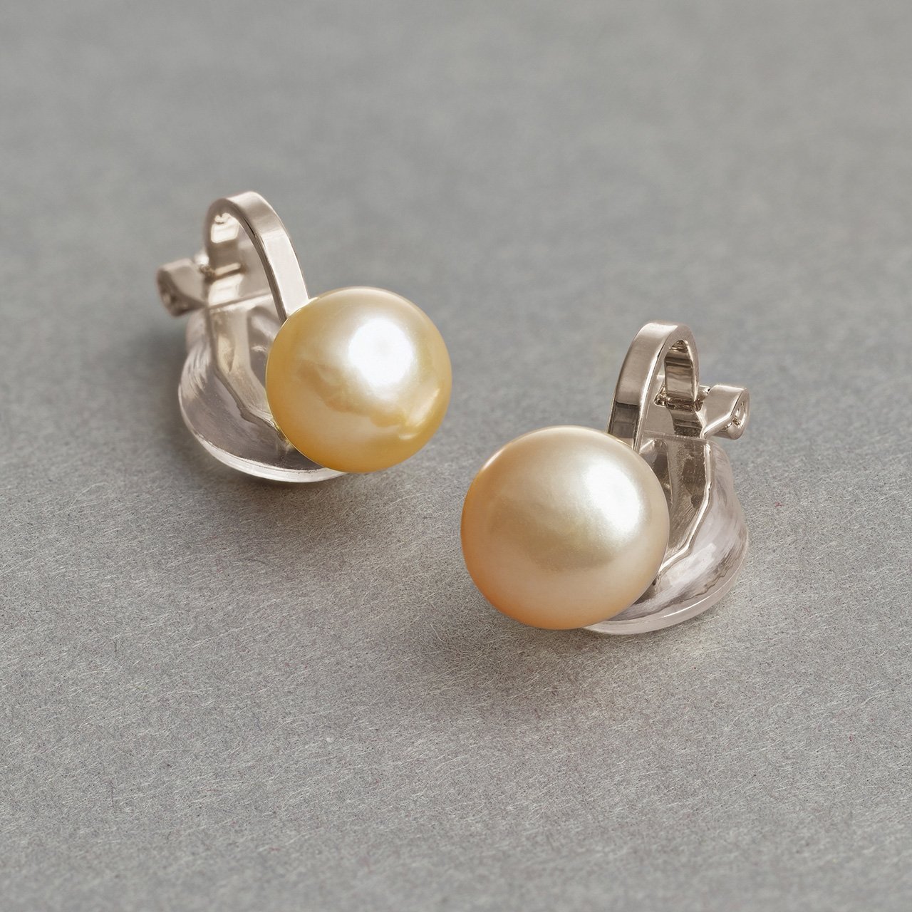 Freshwater Pearl Clip-On Earrings