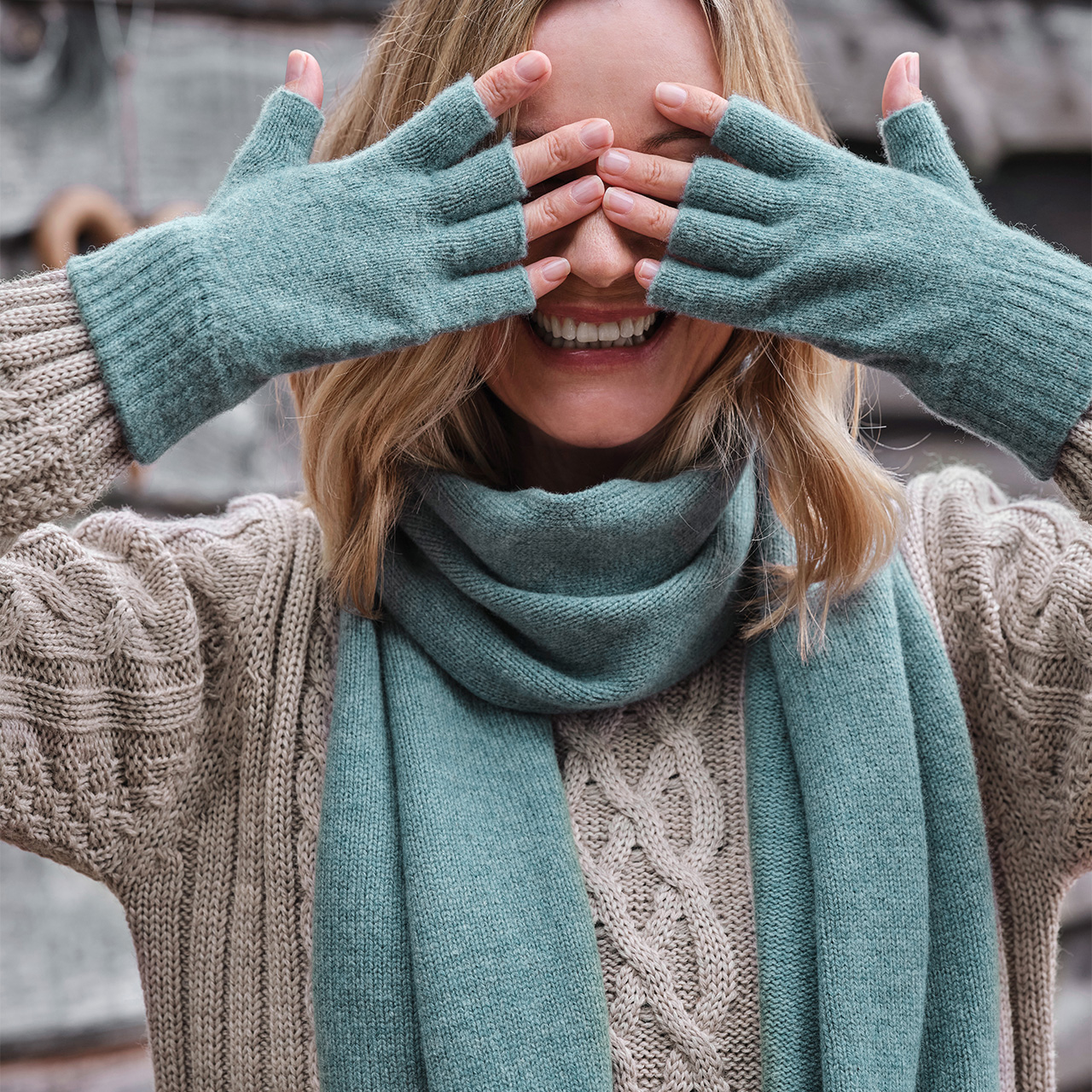 Womens Lambswool Fingerless Gloves