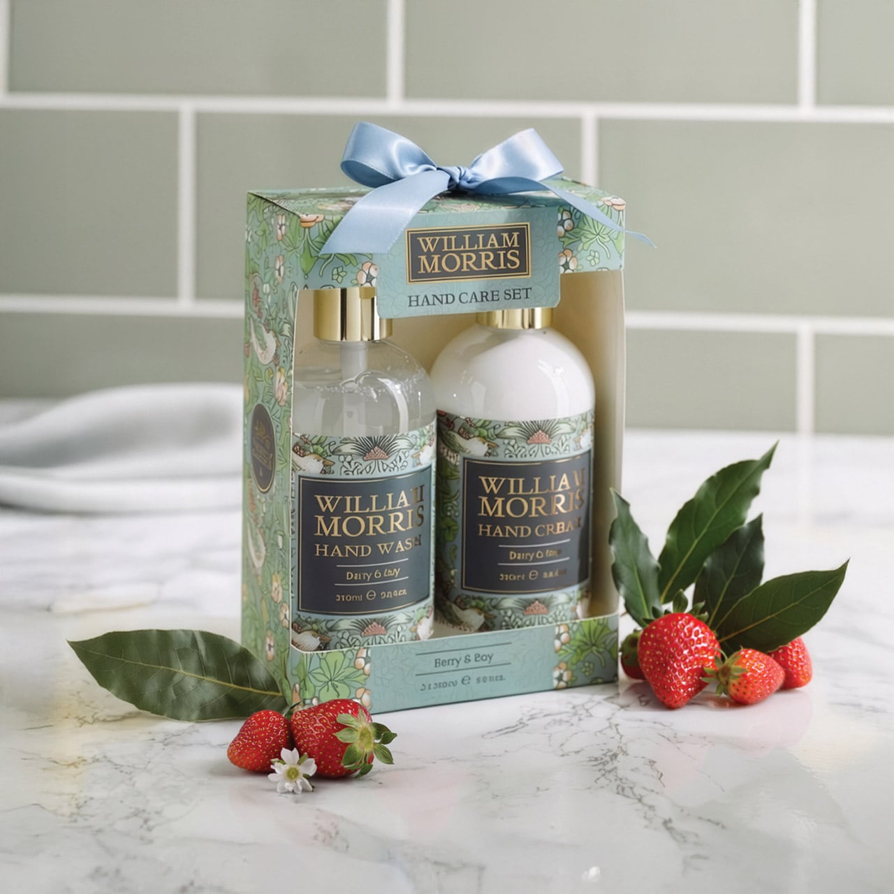 William Morris Strawberry Thief Hand Care Set