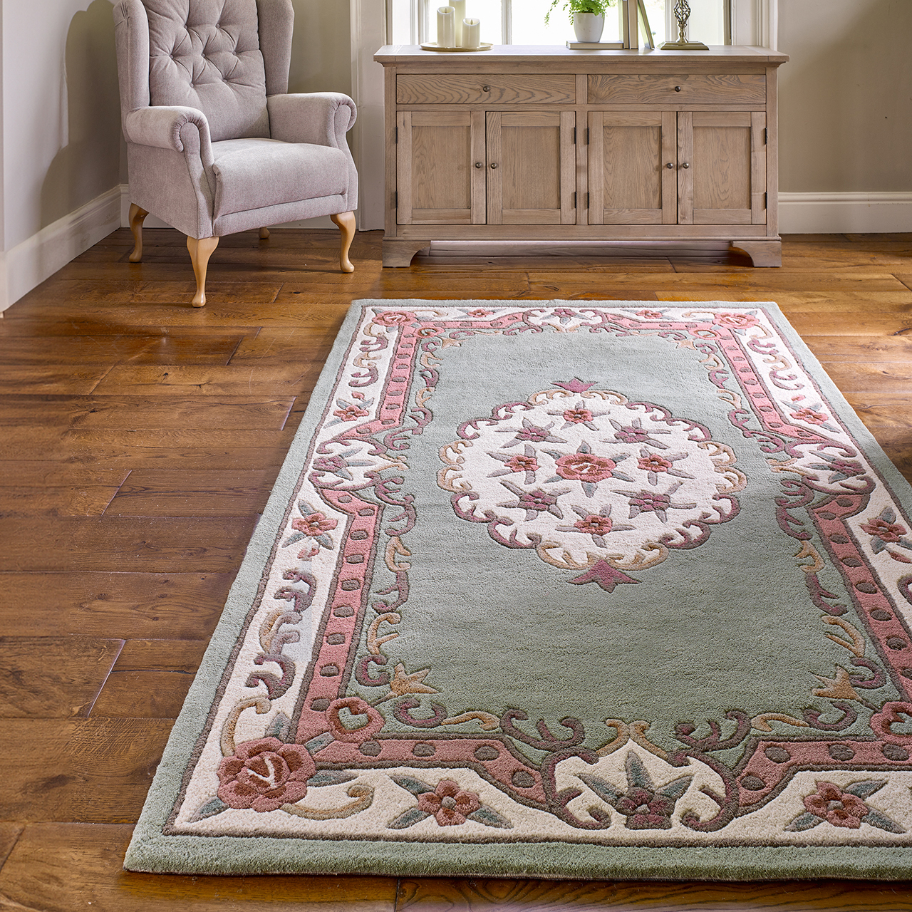 Traditional Hand Tufted and Sculpted Pure Wool Rug