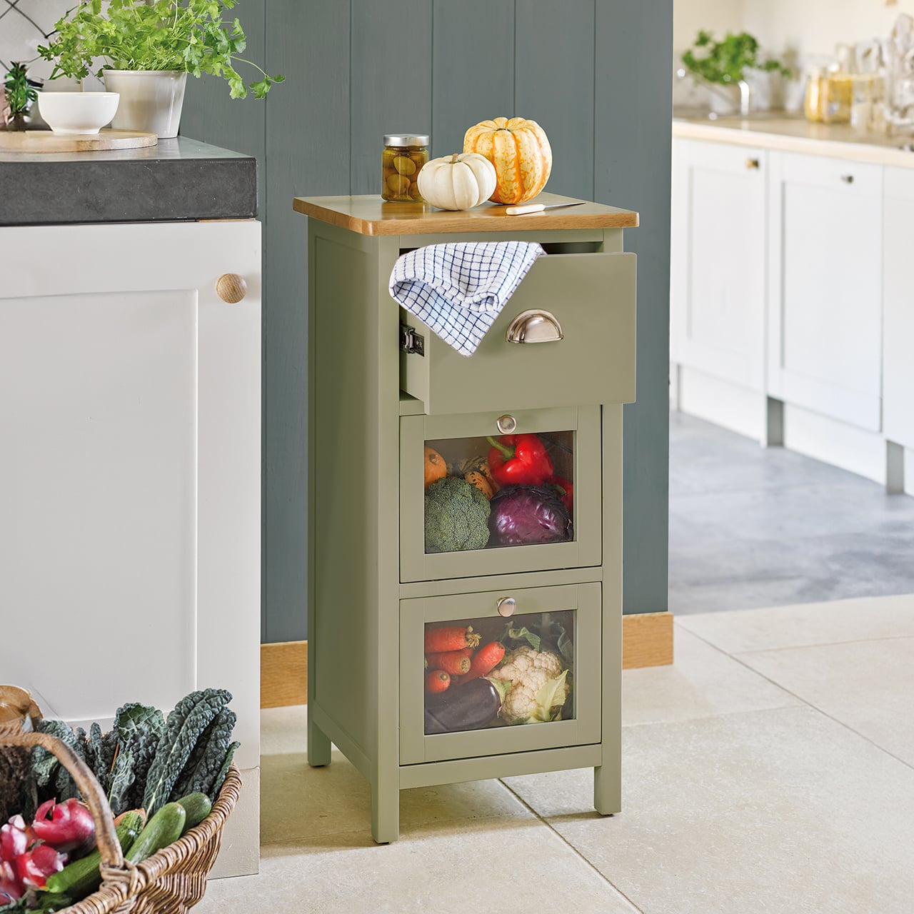 Sage vegetable store with 3 drawers