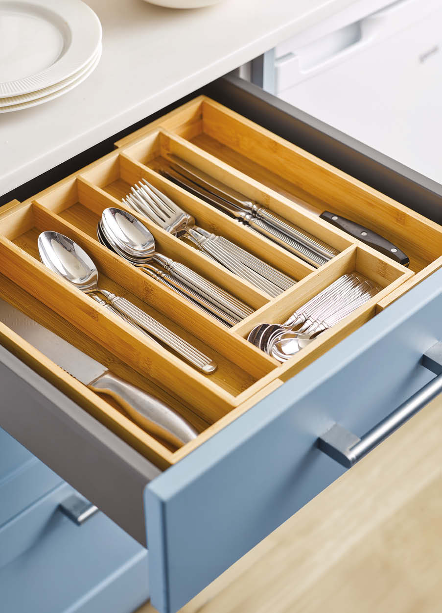 Bamboo Expanding Cutlery Tray