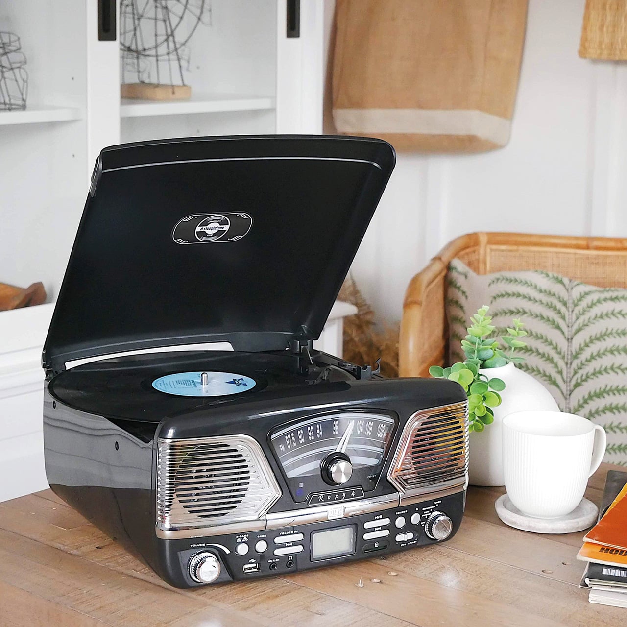 Retro Style Record Player with Bluetooth - Black