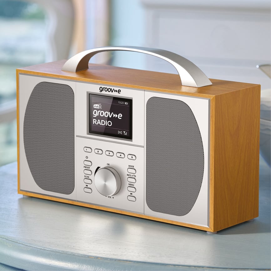 Wooden DAB Radio