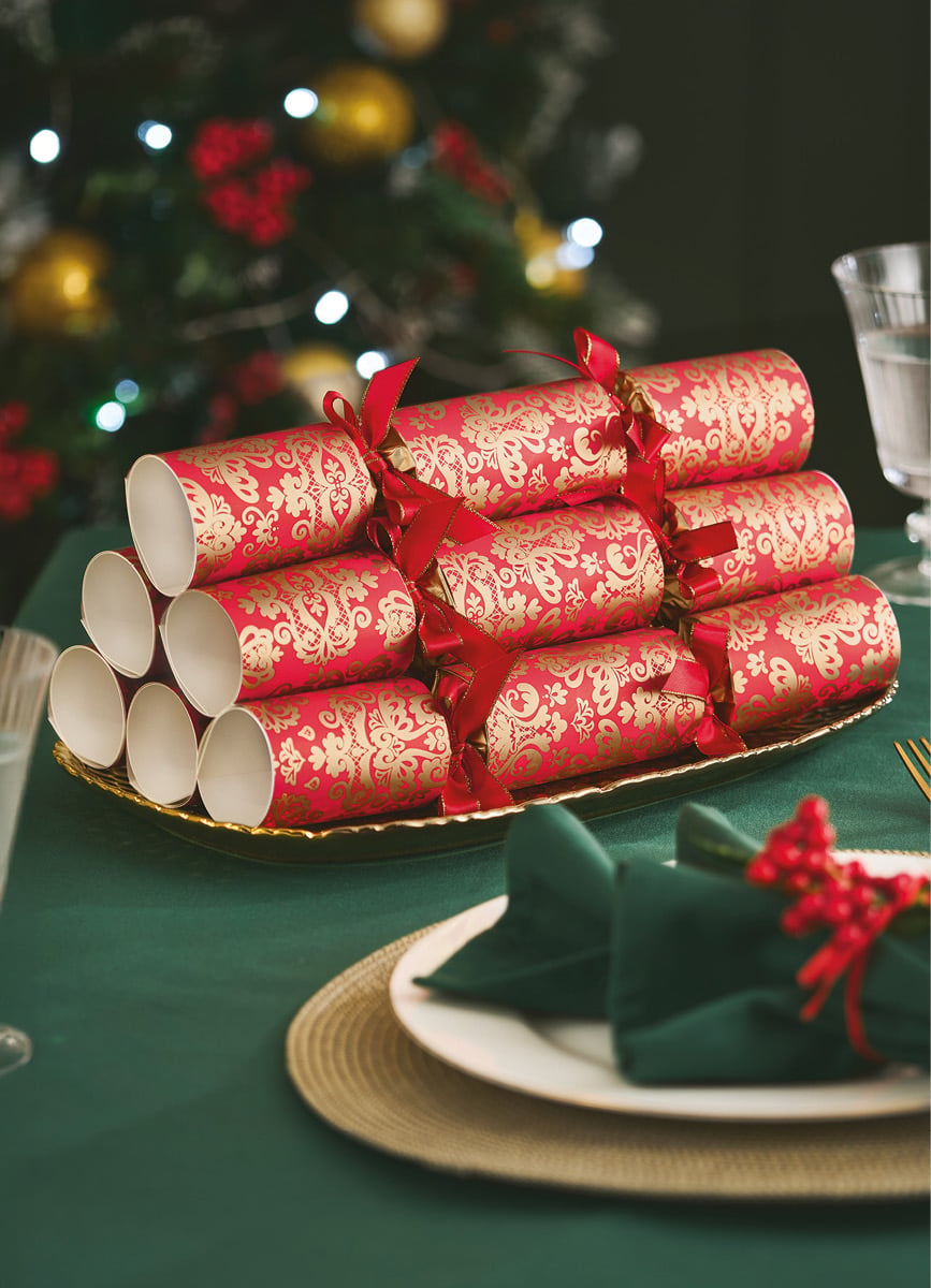 Set of 6 Red Damask Crackers