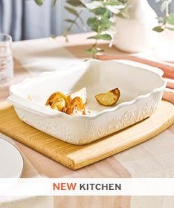 Meadow Stoneware Pie Dish
