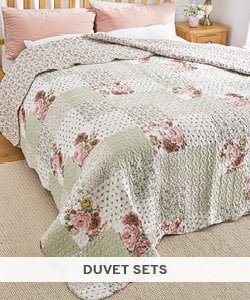 Double/King Green Reversible Patchwork Print Bedspread