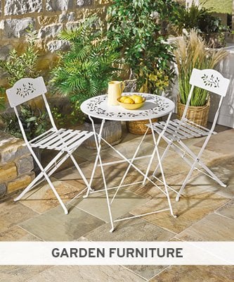 White slatted metal bistro furniture set